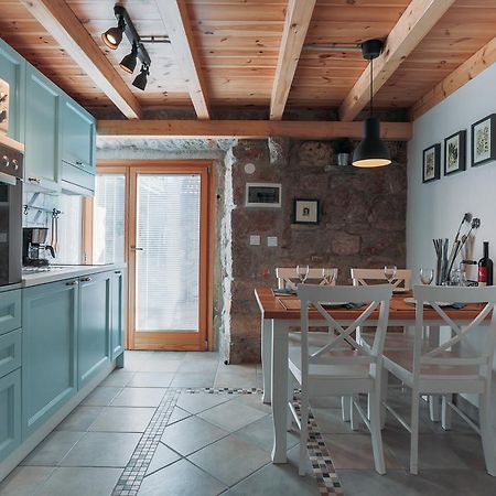 Charming Old Stone House Apartamento Sali Exterior foto