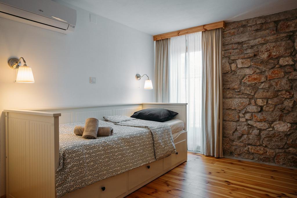 Charming Old Stone House Apartamento Sali Exterior foto